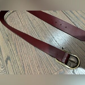 NWT Women’s martina mori belt brown